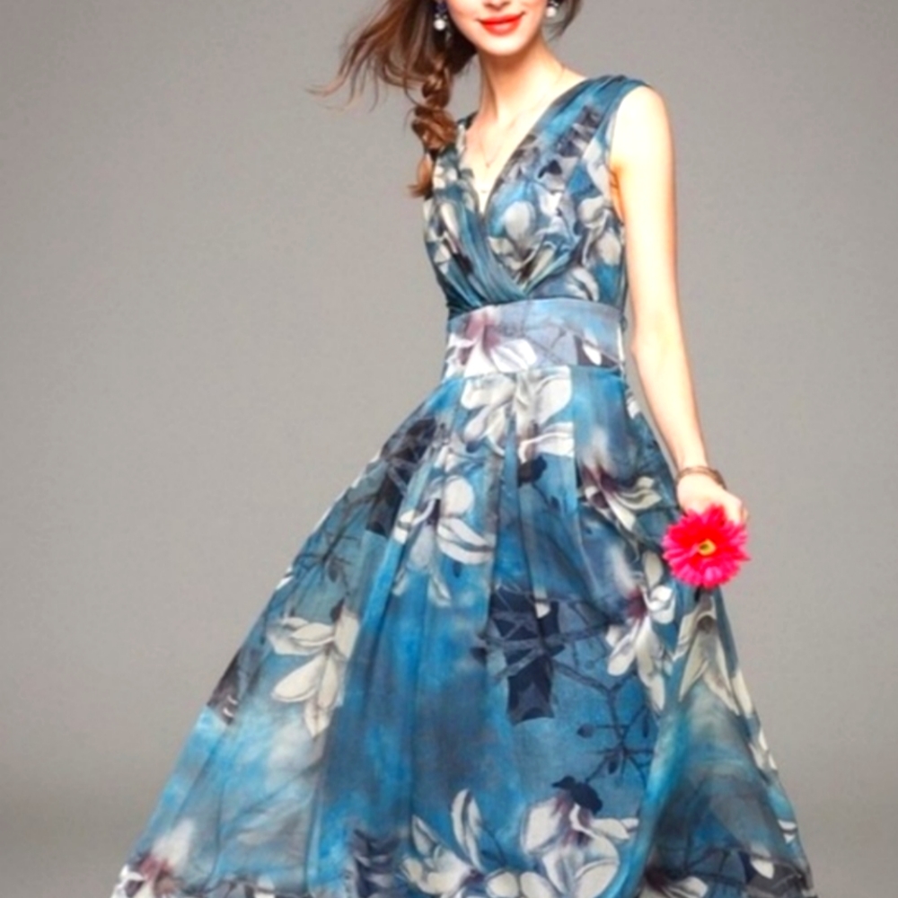 Summer dress with empress waist. Lovely!